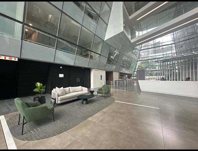 1,752M² OFFICE TO LET IN SANDTON CENTRAL